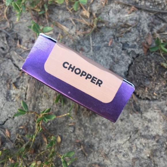 Urban Decay eyeshadow 👀 ✨Color: CHOPPER✨ - Picture 5 of 8